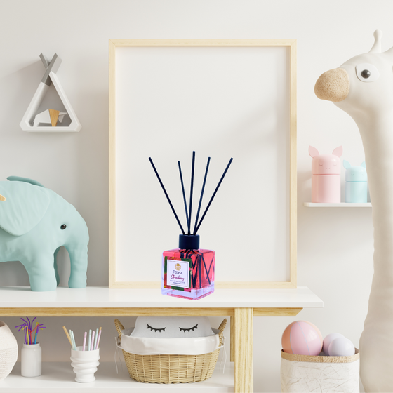 Teona Strawberry Reed Diffuser